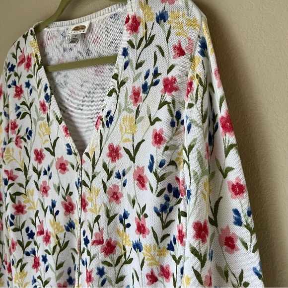 Talbots White Floral Button Up V-Neck Cotton Cardigan Sweater, size S - Picture 2 of 9